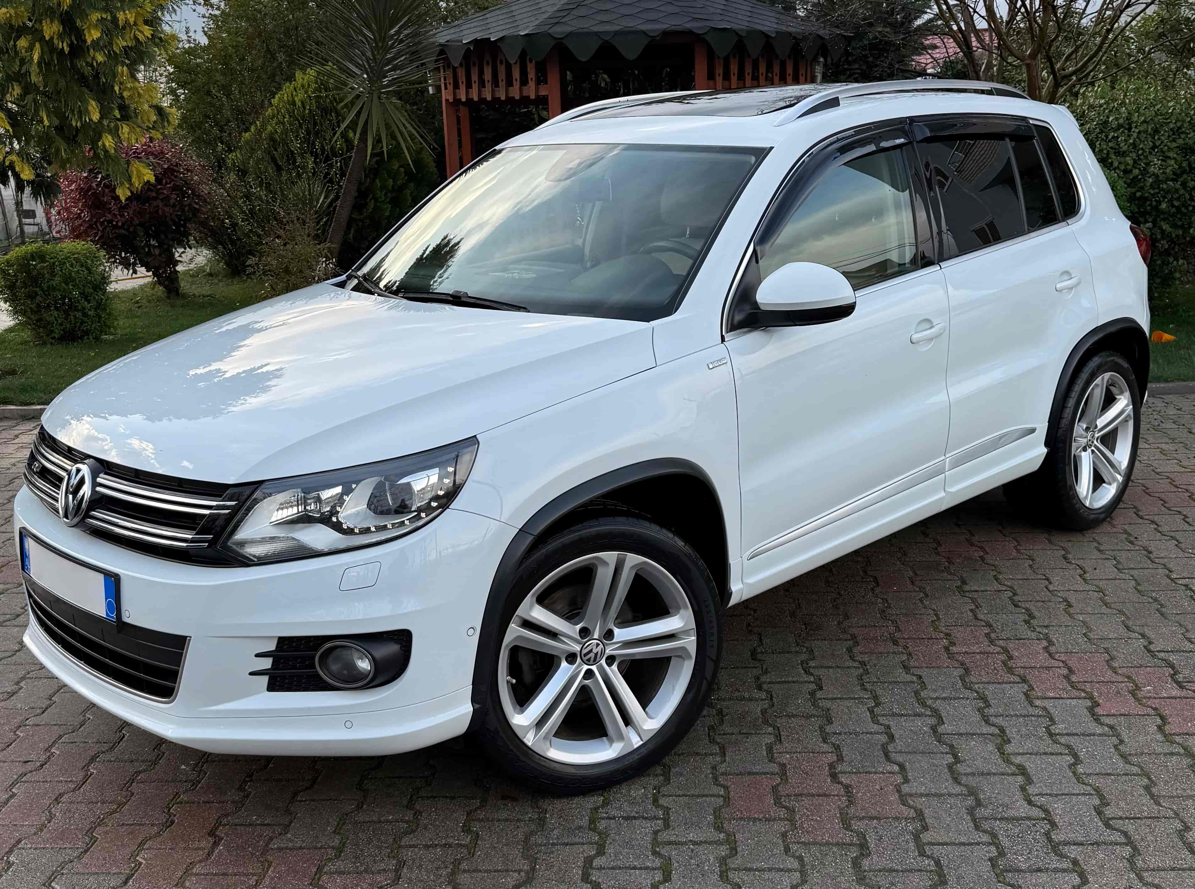 Volkswagen Tiguan 2015 — photo 3